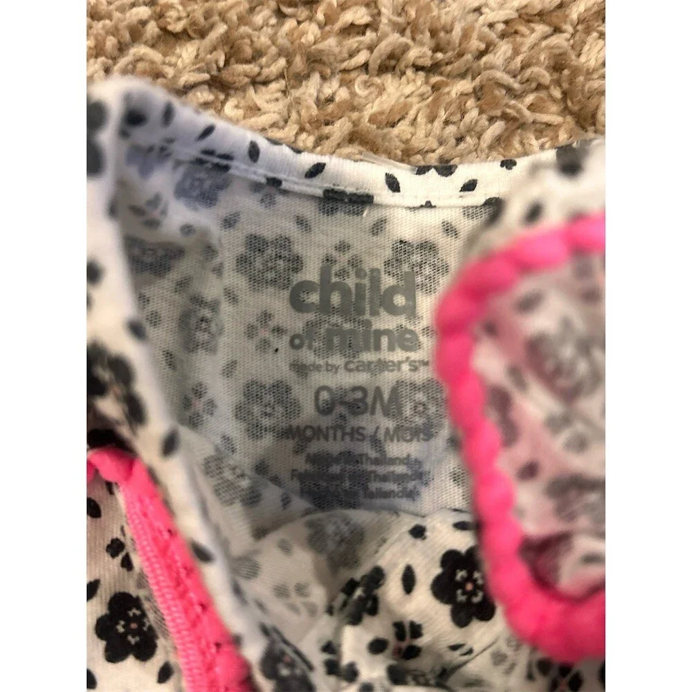Baby Girl Lot of 5 clothing  0-3 Months Multicolor